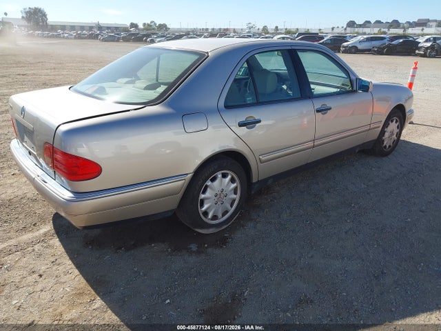 1998 Mercedes-benz E 320 მანქანა იყიდება აუქციონზე, vin: WDBJF65F2WA603780, აუქციონის ნომერი: 45877124