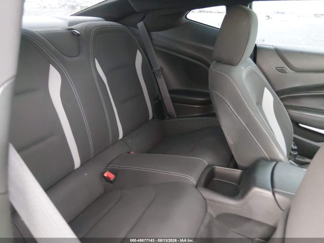 1G1FB1RX2J0165293 Chevrolet Camaro 1lt
