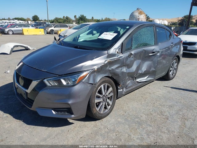 Продажа на аукционе авто 2020 Nissan Versa Sv Xtronic Cvt, vin: 3N1CN8EV2LL827557, номер лота: 45877183