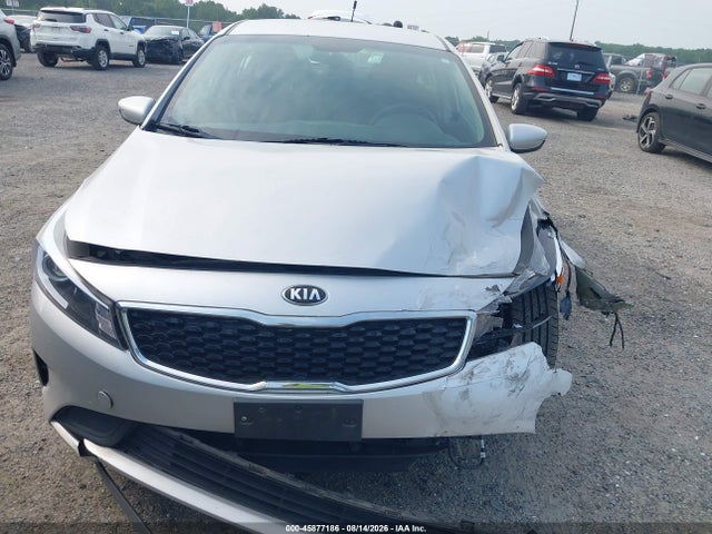 45877186 :رقم المزاد ، 3KPFK4A74HE125867 vin ، 2017 Kia Forte Lx مزاد بيع