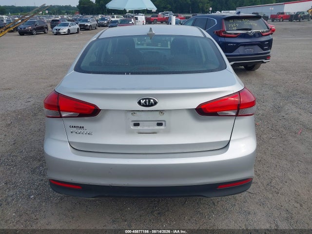 45877186 :رقم المزاد ، 3KPFK4A74HE125867 vin ، 2017 Kia Forte Lx مزاد بيع