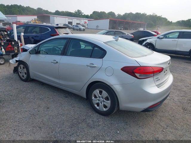 45877186 :رقم المزاد ، 3KPFK4A74HE125867 vin ، 2017 Kia Forte Lx مزاد بيع