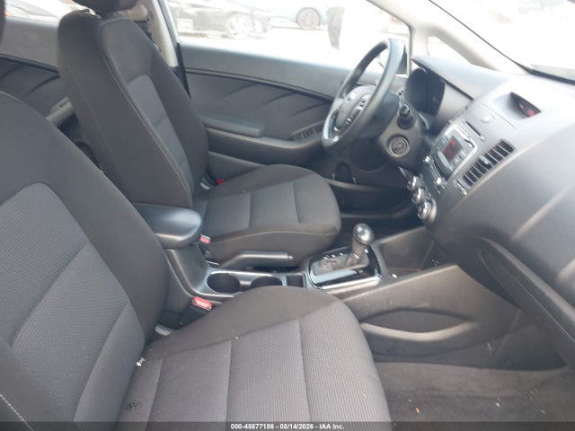 45877186 :رقم المزاد ، 3KPFK4A74HE125867 vin ، 2017 Kia Forte Lx مزاد بيع
