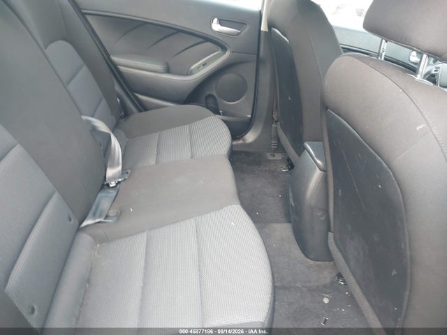 45877186 :رقم المزاد ، 3KPFK4A74HE125867 vin ، 2017 Kia Forte Lx مزاد بيع
