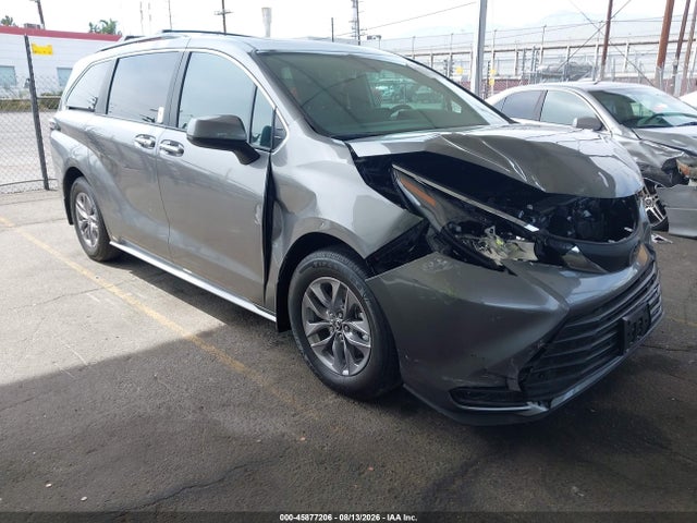 Продажа на аукционе авто 2026 Toyota Sienna Xle, vin: 5TDYRKECXTS333380, номер лота: 45877206