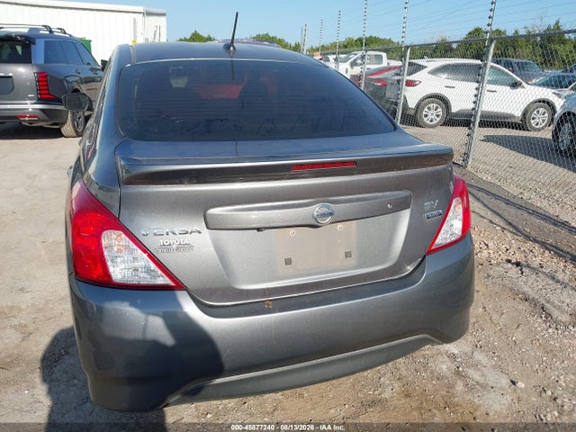 2017 Nissan Versa 1.6 Sv მანქანა იყიდება აუქციონზე, vin: 3N1CN7APXHL821563, აუქციონის ნომერი: 45877240