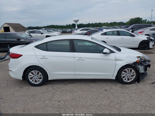 Продажа на аукционе авто 2018 Hyundai Elantra Se, vin: 5NPD74LF5JH330726, номер лота: 45877267