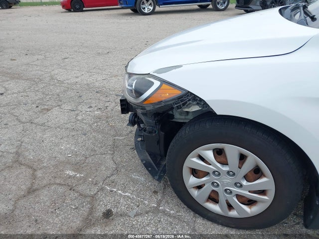 Продажа на аукционе авто 2018 Hyundai Elantra Se, vin: 5NPD74LF5JH330726, номер лота: 45877267