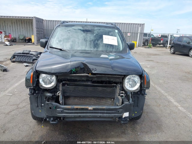 ZACCJBAB2JPH82741 Jeep Renegade Upland Edition 4x4