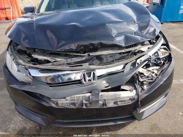 Продажа на аукционе авто 2017 Honda Civic Ex, vin: 2HGFC2F72HH537768, номер лота: 45877357