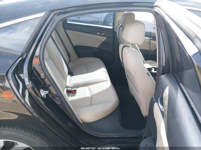 Продажа на аукционе авто 2017 Honda Civic Ex, vin: 2HGFC2F72HH537768, номер лота: 45877357