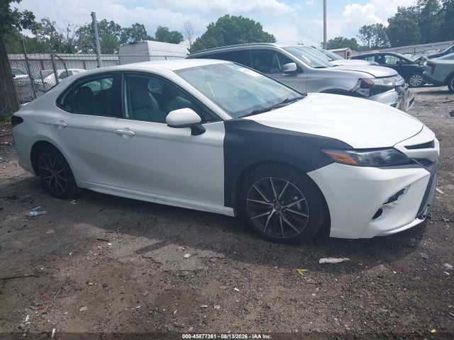 45877361 :رقم المزاد ، 4T1G11AKXMU408873 vin ، 2021 Toyota Camry Se مزاد بيع