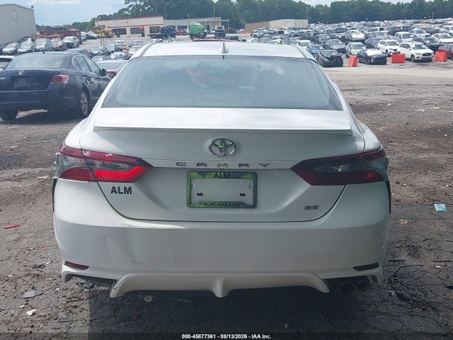 45877361 :رقم المزاد ، 4T1G11AKXMU408873 vin ، 2021 Toyota Camry Se مزاد بيع