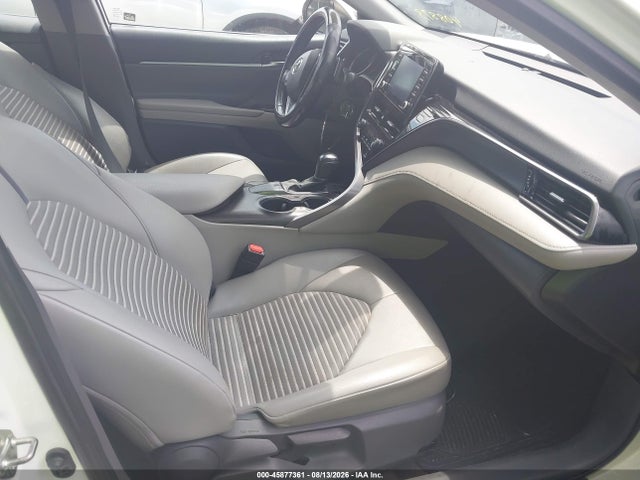 45877361 :رقم المزاد ، 4T1G11AKXMU408873 vin ، 2021 Toyota Camry Se مزاد بيع