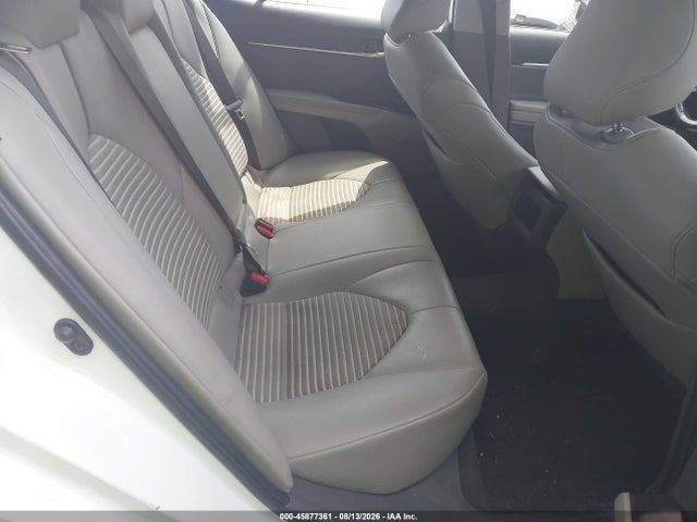 45877361 :رقم المزاد ، 4T1G11AKXMU408873 vin ، 2021 Toyota Camry Se مزاد بيع