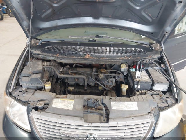 Продажа на аукционе авто 2002 Chrysler Town & Country Limited, vin: 2C8GP64L32R575945, номер лота: 45877376