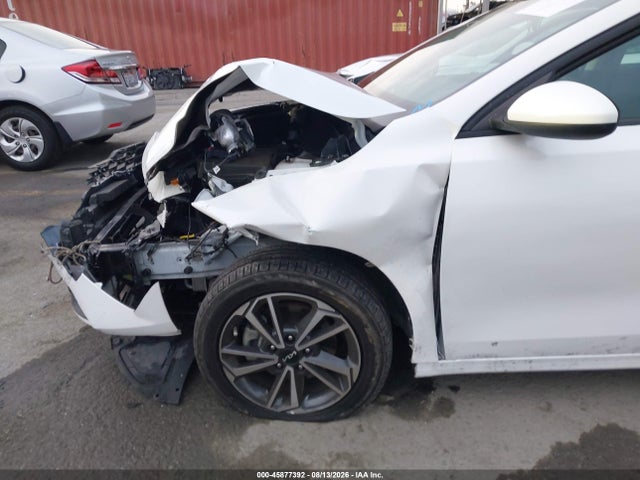 Продажа на аукционе авто 2022 Kia Forte Lxs, vin: 3KPF24AD0NE501949, номер лота: 45877392
