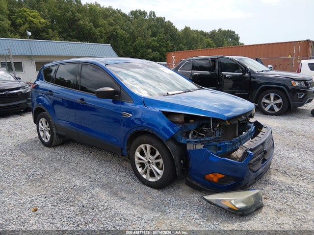 2018 Ford Escape S მანქანა იყიდება აუქციონზე, vin: 1FMCU0F72JUA29463, აუქციონის ნომერი: 45877436