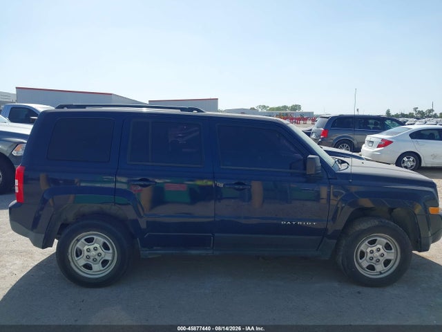2016 Jeep Patriot Sport მანქანა იყიდება აუქციონზე, vin: 1C4NJRBB4GD522381, აუქციონის ნომერი: 45877440