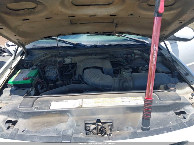 45877490 :رقم المزاد ، 1FTRX18L9XKA83109 vin ، 1999 Ford F-150 Lariat/xl/xlt مزاد بيع