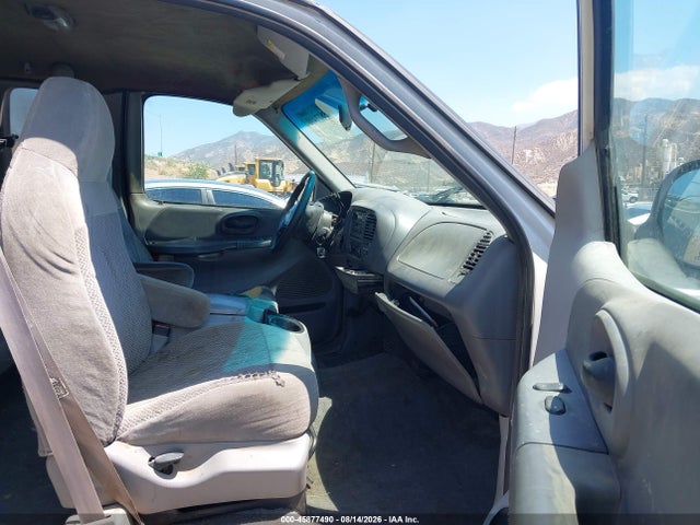 45877490 :رقم المزاد ، 1FTRX18L9XKA83109 vin ، 1999 Ford F-150 Lariat/xl/xlt مزاد بيع