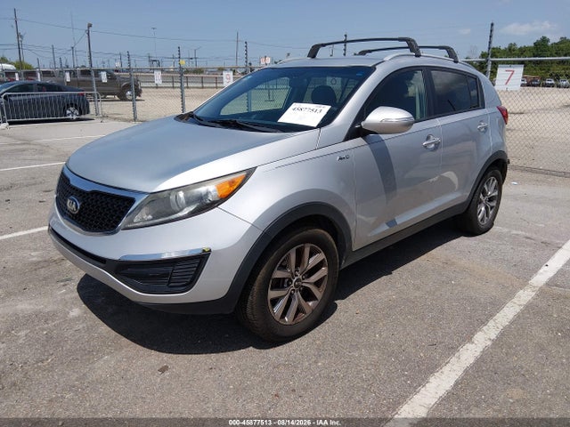 KIA Sportage Lx 2015 KNDPBCAC8F7767825 Image 2