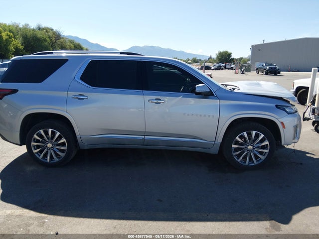 Продажа на аукционе авто 2022 Chevrolet Traverse Awd Premier, vin: 1GNEVKKW4NJ157995, номер лота: 45877545