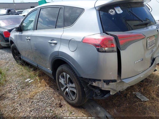 Toyota RAV4 LE 2017 2T3ZFREV5HW395833 Image 3