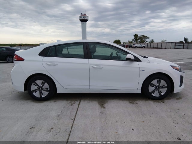 Продаж на аукціоні авто 2020 Hyundai Ioniq Hybrid Blue, vin: KMHC65LC7LU233221, номер лоту: 45877589
