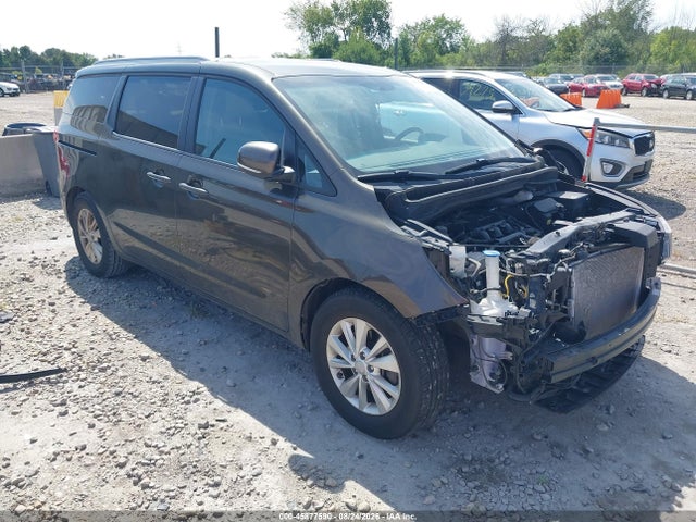 Auction sale of the 2017 Kia Sedona Lx, vin: KNDMB5C14H6333405, lot number: 45877590