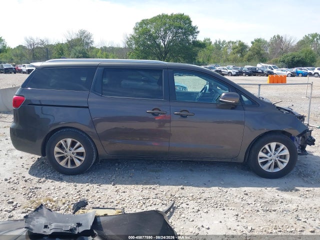 45877590 :رقم المزاد ، KNDMB5C14H6333405 vin ، 2017 Kia Sedona Lx مزاد بيع