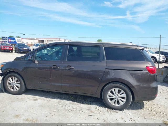45877590 :رقم المزاد ، KNDMB5C14H6333405 vin ، 2017 Kia Sedona Lx مزاد بيع