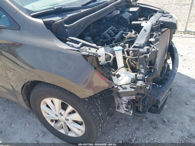 45877590 :رقم المزاد ، KNDMB5C14H6333405 vin ، 2017 Kia Sedona Lx مزاد بيع