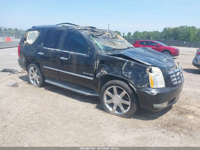 45877591 :رقم المزاد ، 1GYS3BEF8DR154217 vin ، 2013 Cadillac Escalade Luxury مزاد بيع