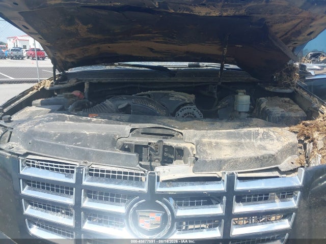 45877591 :رقم المزاد ، 1GYS3BEF8DR154217 vin ، 2013 Cadillac Escalade Luxury مزاد بيع