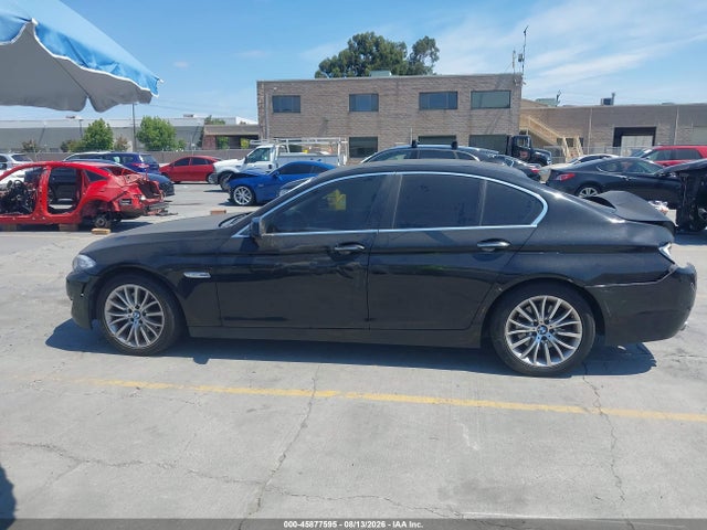 2013 Bmw 528i მანქანა იყიდება აუქციონზე, vin: WBAXG5C54DDY32094, აუქციონის ნომერი: 45877595