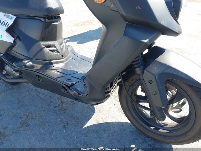 Genuine Scooter Co. Hooligan 170i 2023 RFVBFBF99P1002901 Image 15