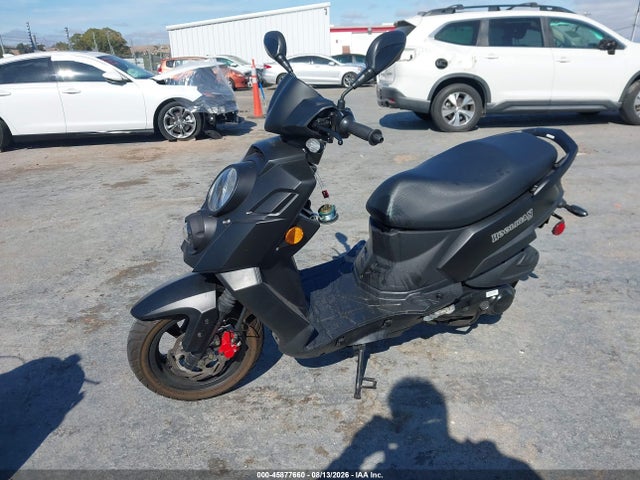 Genuine Scooter Co. Hooligan 170i 2023 RFVBFBF99P1002901 Image 2