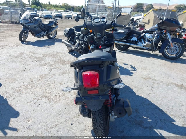 Genuine Scooter Co. Hooligan 170i 2023 RFVBFBF99P1002901 Image 6