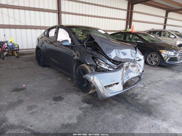 Продажа на аукционе авто 2023 Tesla Model Y Awd/long Range Dual Motor All-wheel Drive, vin: 7SAYGAEE6PF706347, номер лота: 45877666