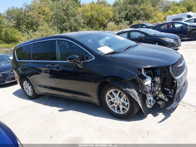 Chrysler Pacifica Select 2026 2C4RC1BG2TR155383 Image 13