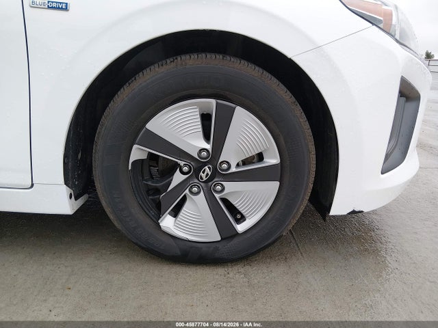 Продаж на аукціоні авто 2020 Hyundai Ioniq Hybrid Blue, vin: KMHC65LC0LU233187, номер лоту: 45877704