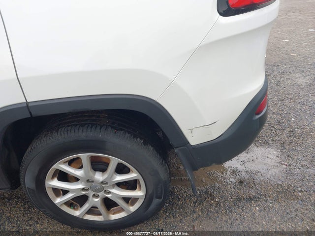 45877727 :رقم المزاد ، 1C4PJMCB7GW333075 vin ، 2016 Jeep Cherokee Latitude مزاد بيع