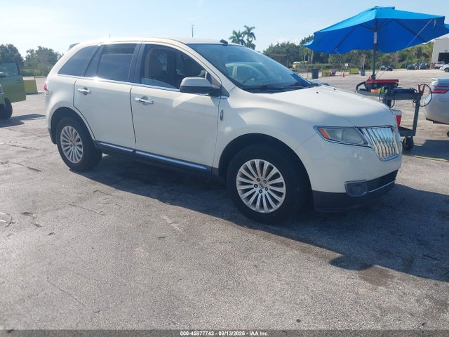 45877743 :رقم المزاد ، 2LMDJ6JK1DBL44751 vin ، 2013 Lincoln Mkx مزاد بيع