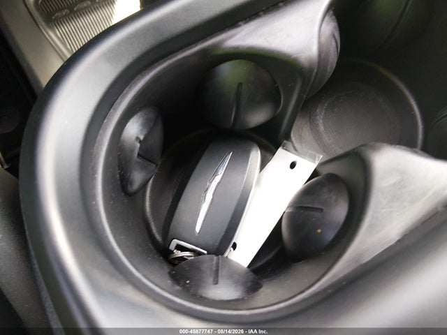 45877747 :رقم المزاد ، 2C4RC1BG9SR526392 vin ، 2025 Chrysler Pacifica Select مزاد بيع