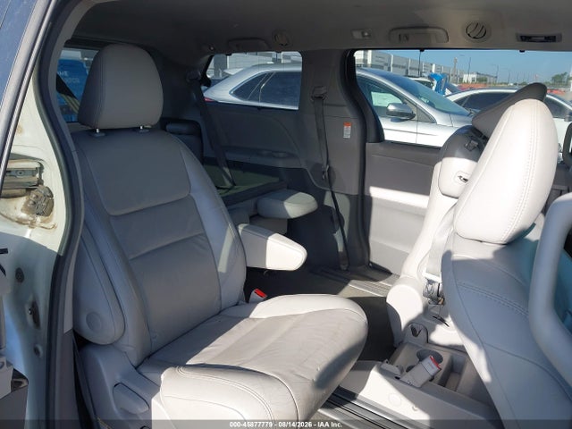 Продаж на аукціоні авто 2015 Toyota Sienna Xle 8 Passenger, vin: 5TDYK3DC9FS677718, номер лоту: 45877779