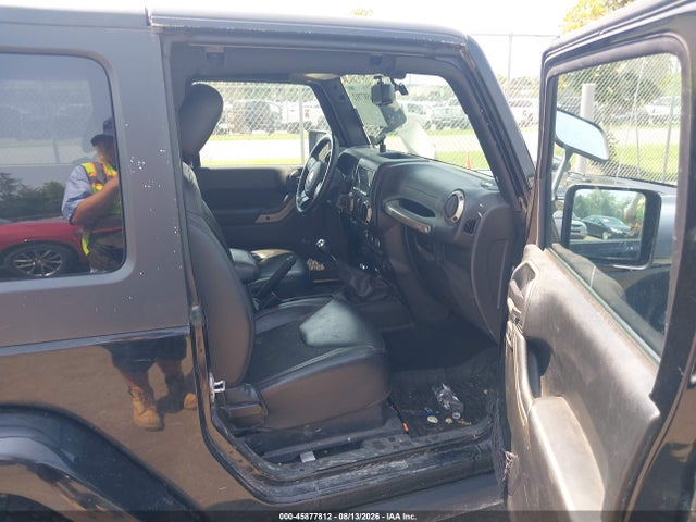 Продаж на аукціоні авто 2016 Jeep Wrangler 75th Anniversary, vin: 1C4GJWBG5GL278829, номер лоту: 45877812