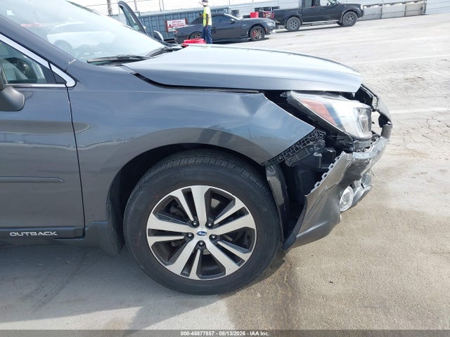Subaru Outback 2.5i Limited 2018 4S4BSANCXJ3344054 Image 17