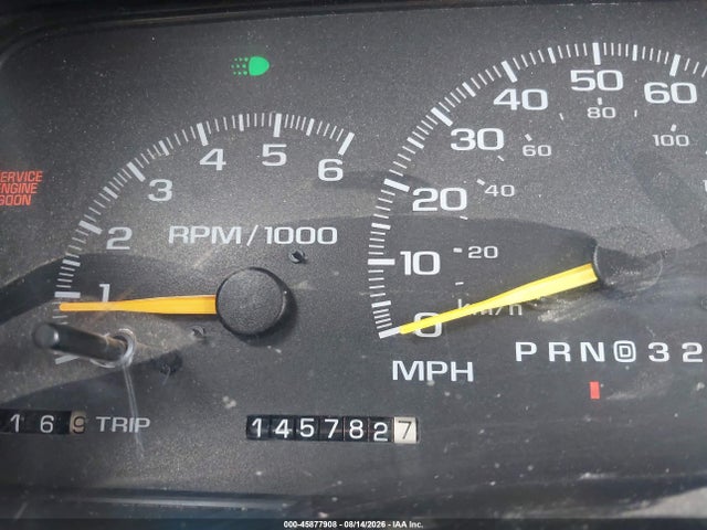 Aukcja sprzedaży 1998 Chevrolet Suburban 1500, vin: 1GNFK16R6WJ325715, numer aukcji: 45877908