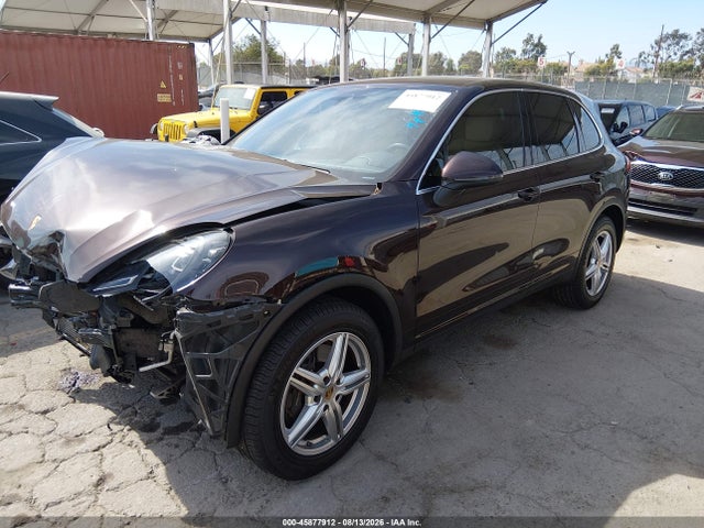 Porsche Cayenne 2016 WP1AA2A25GLA01049 Image 2